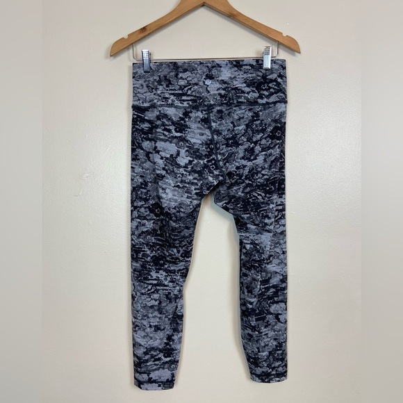 Lululemon Wunder Under High-Rise 7/8 Tight *Full-On Luxtreme 25" - Picture 11 of 15